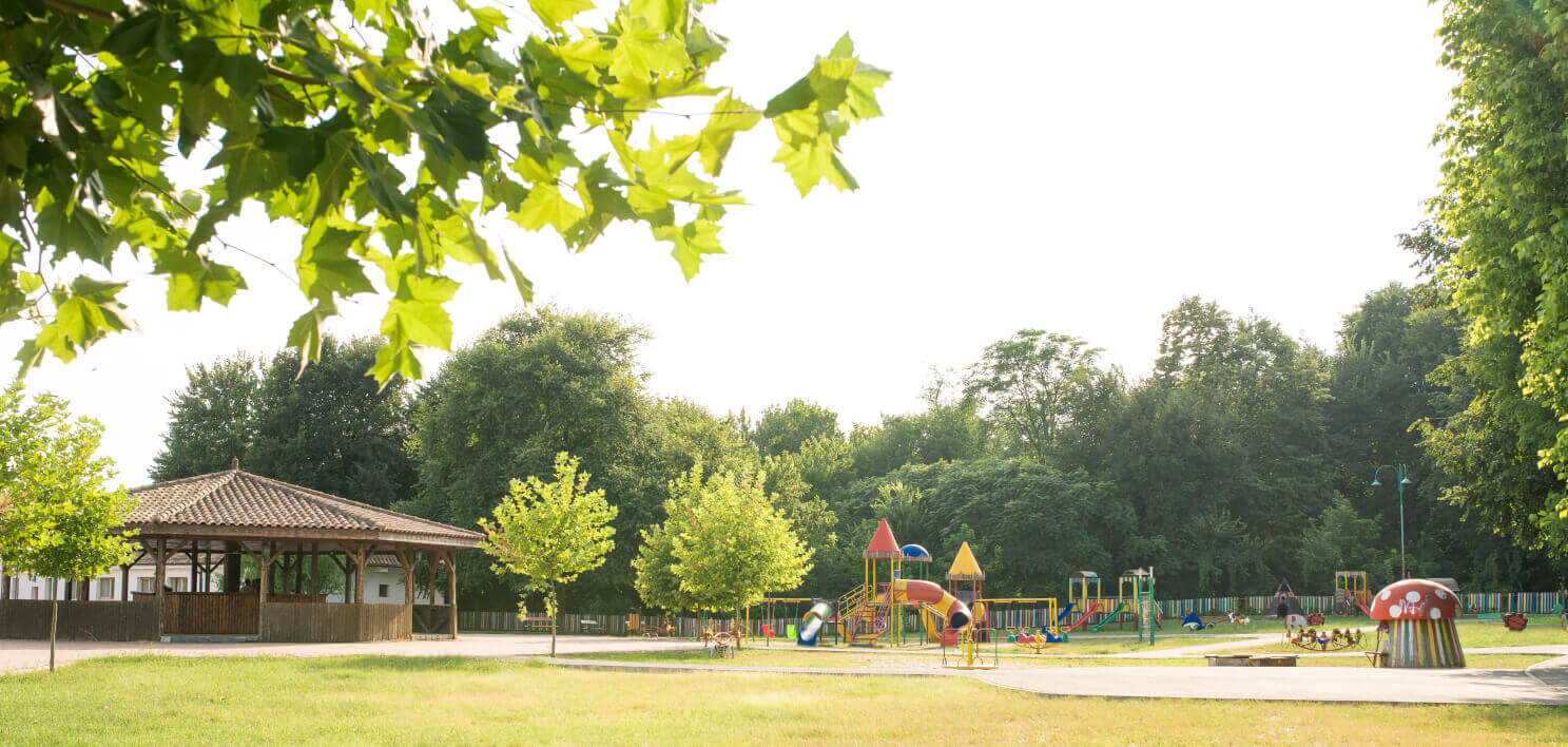 case loc de joaca bucuresti